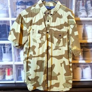 10 Deep Button Down Shortsleeve XXL